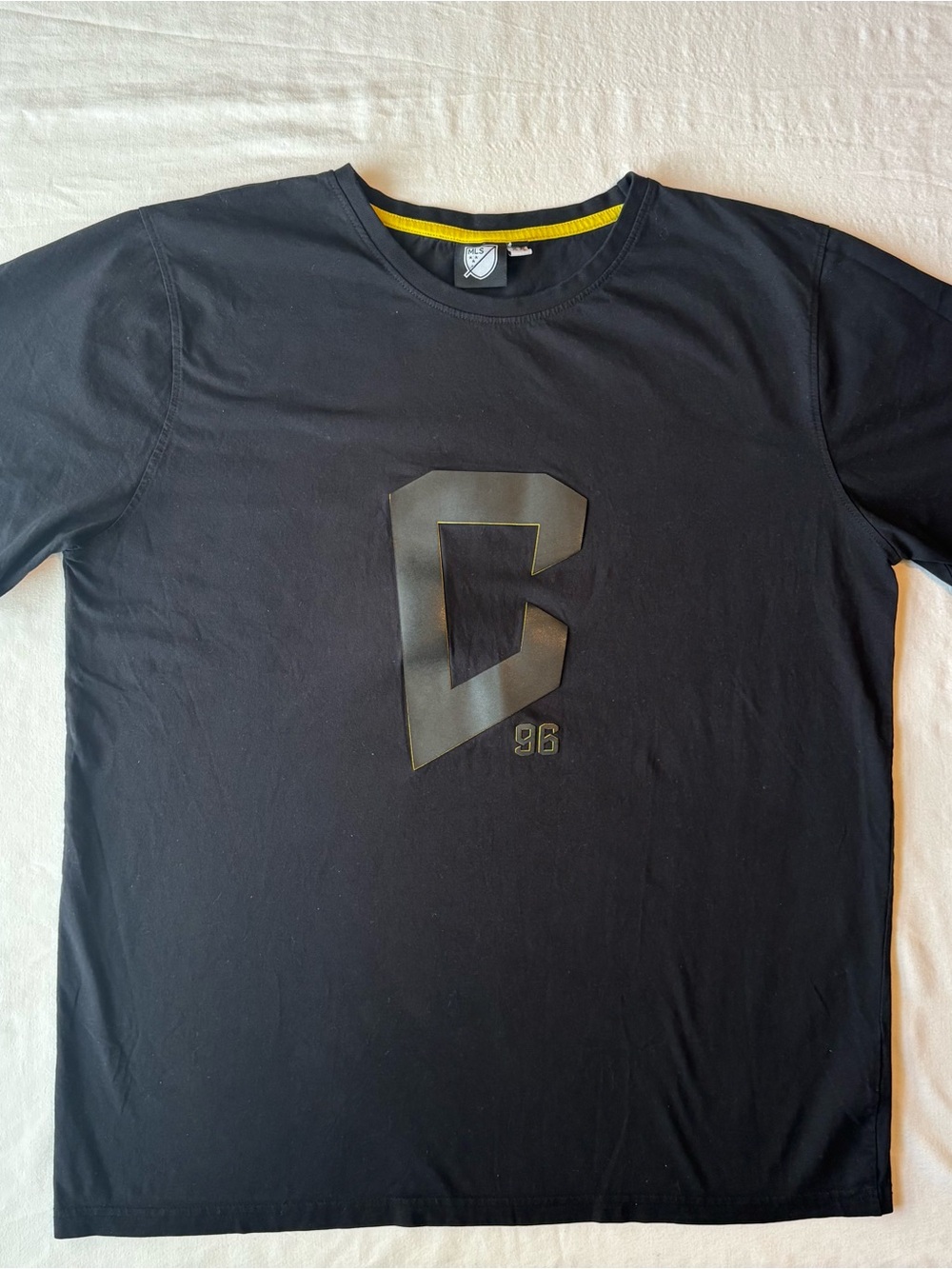 Columbus Crew MLS Shirt Black Graphic Logo Tee Men’s XL Fan Gear